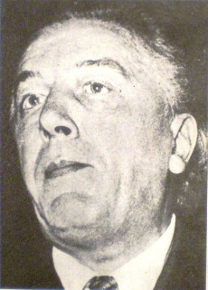 430px-AndreBreton.resize